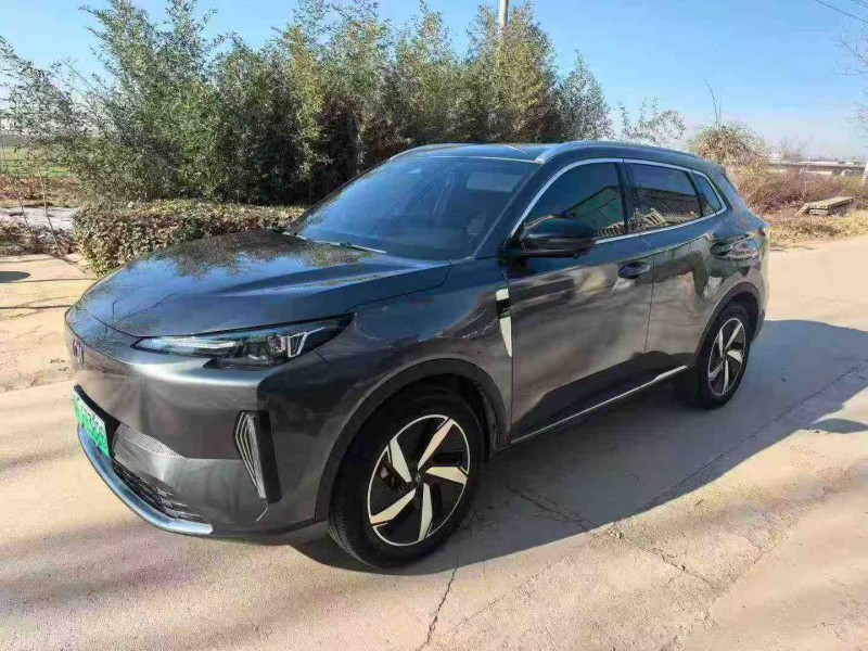 保定24年长安汽车启源2