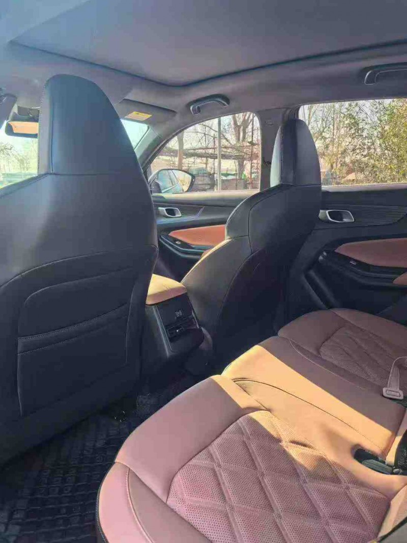 保定24年长安汽车启源5