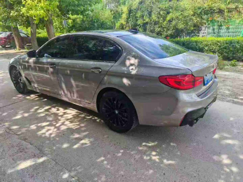 保定18年宝马5系8