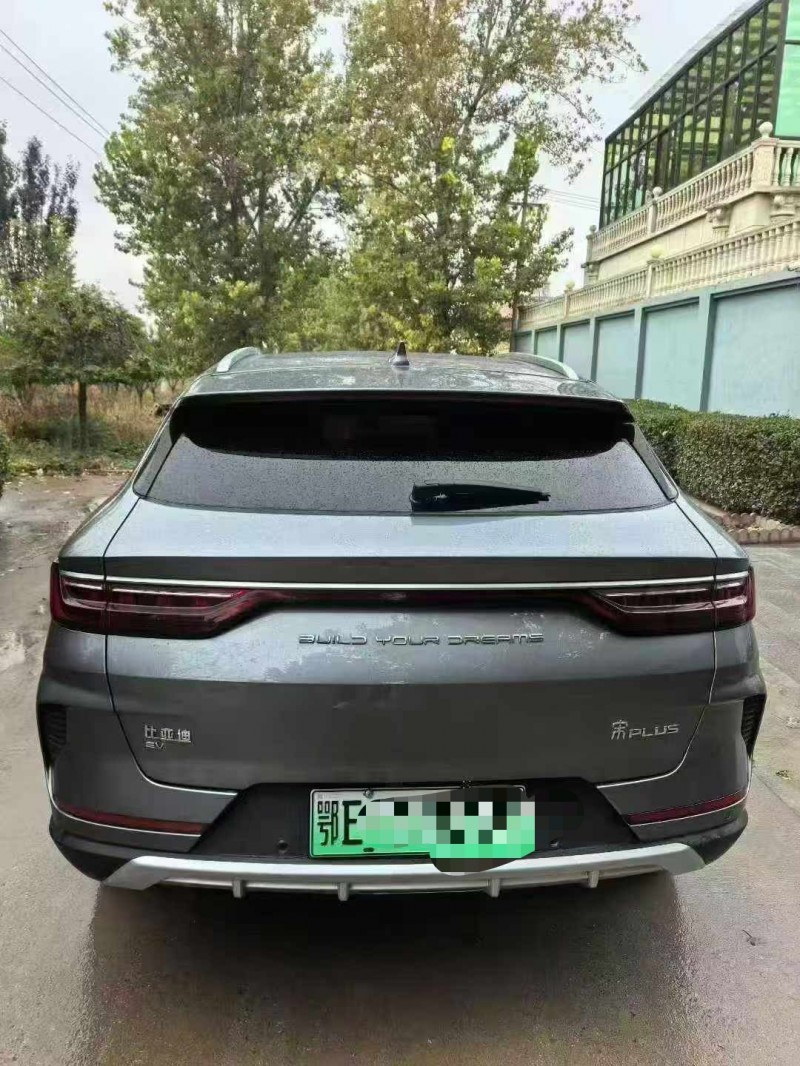 保定22年比亚迪宋新能源9