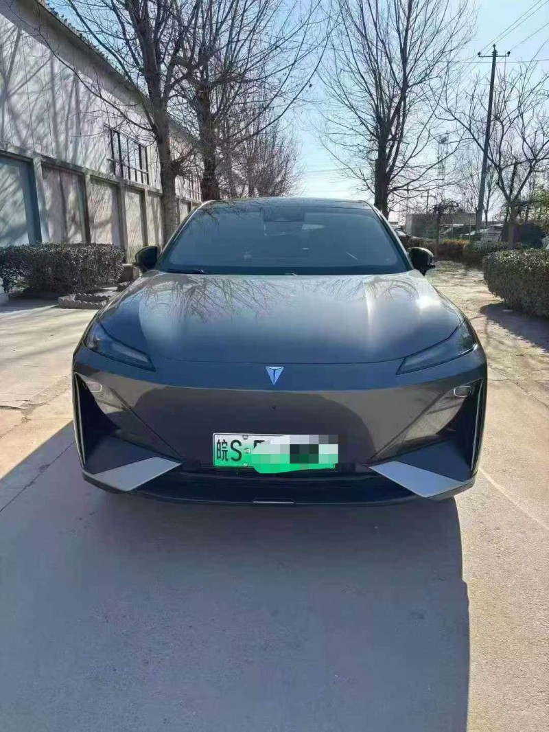 保定23年长安汽车深蓝1