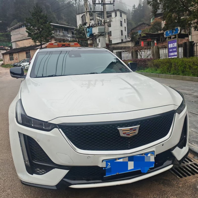 黔东南20年凯迪拉克CT51