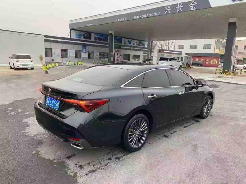 保定20年丰田亚洲龙8