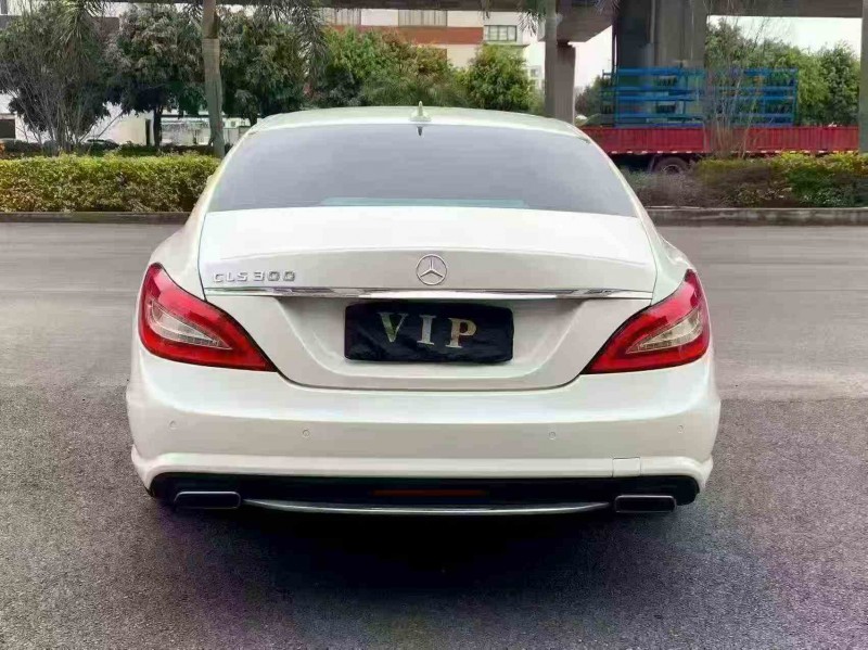 南平15年奔驰CLS9