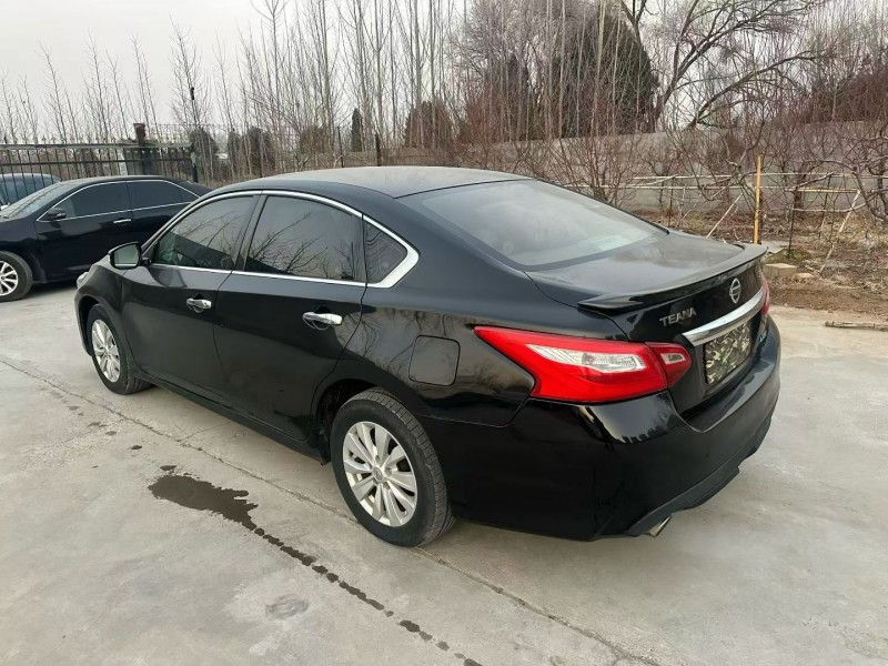 临沂17年日产天籁8