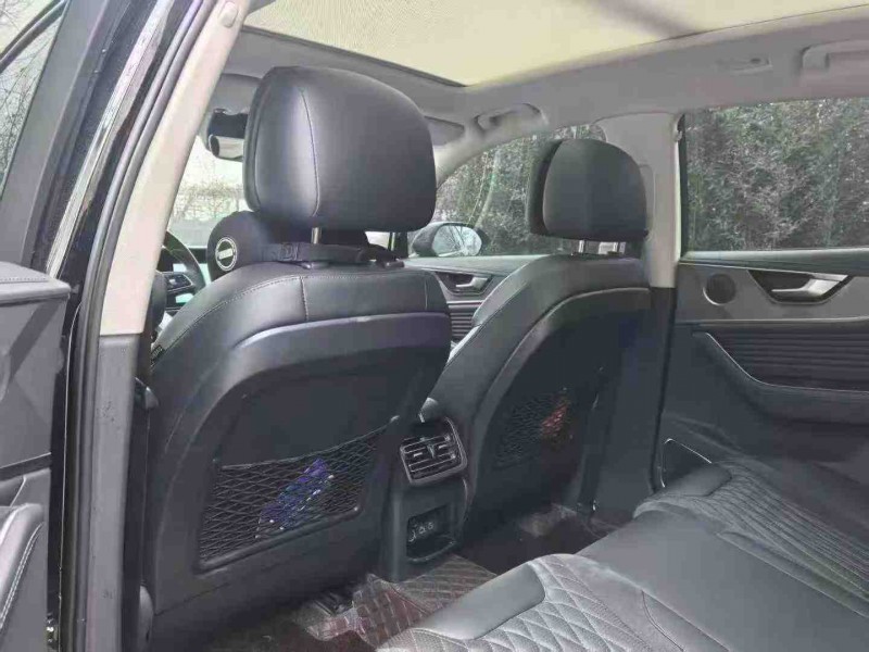 保定23年红旗HS55