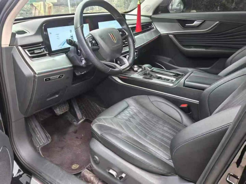 保定23年红旗HS56