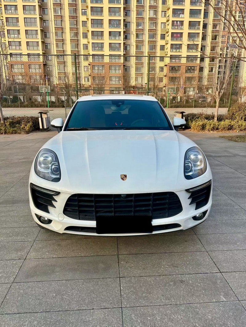 临沂17年保时捷Macan1