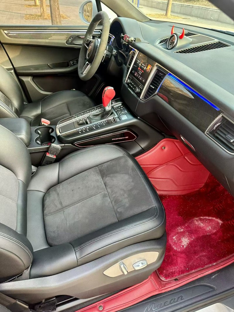 临沂17年保时捷Macan6