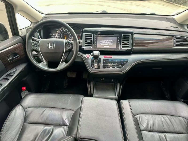 临沂18年本田艾力绅6