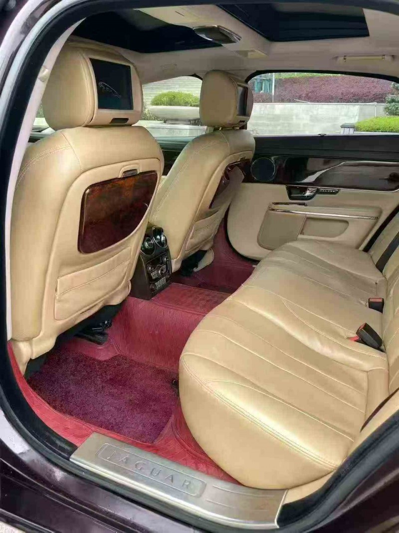 重庆12年捷豹XJL6