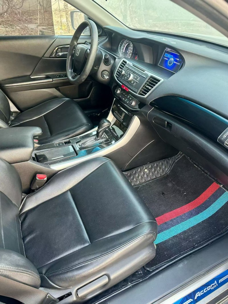 临沂18年本田雅阁6