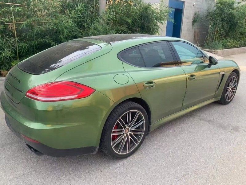 临沂12年保时捷帕拉梅拉7