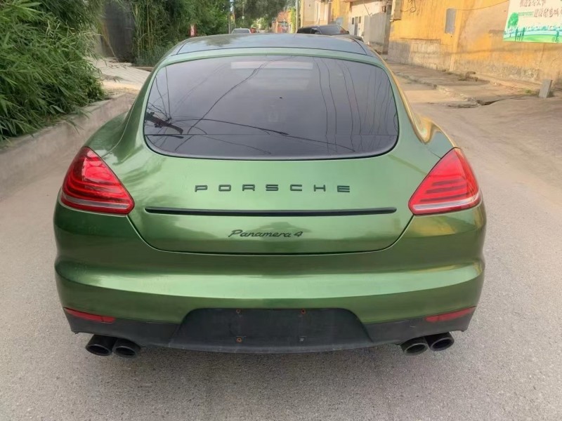 临沂12年保时捷帕拉梅拉9