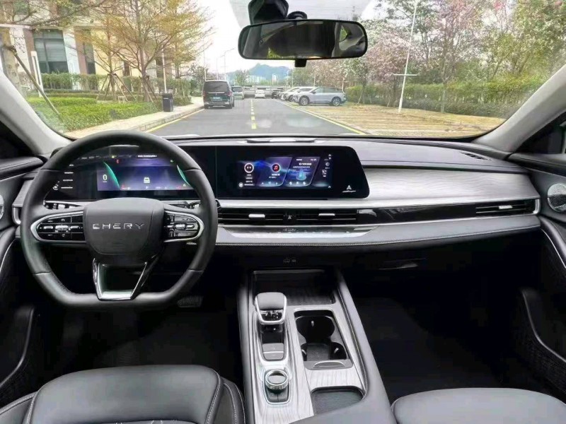 广州25年奇瑞艾瑞泽8