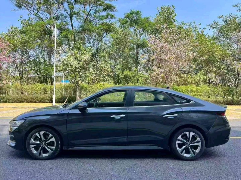 广州19年现代菲斯塔4