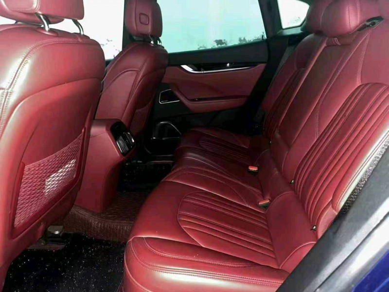 广州17年玛莎拉蒂Levante4