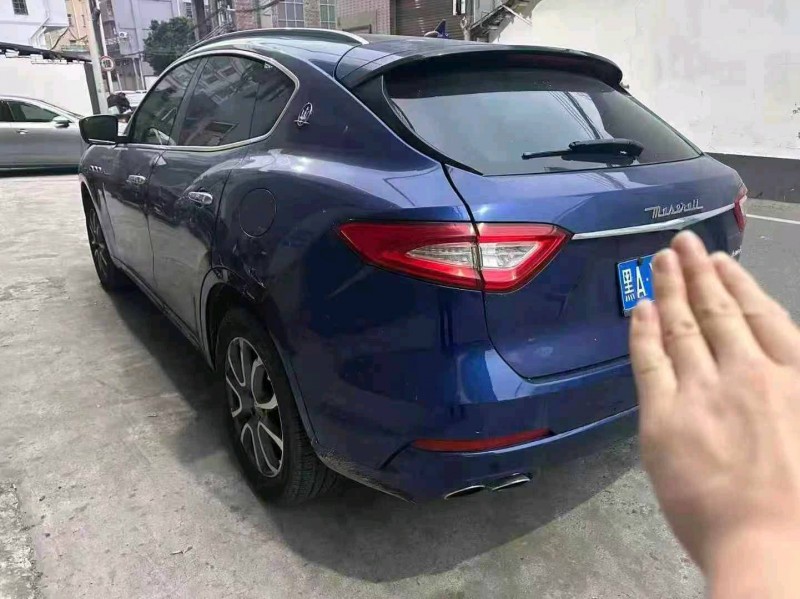 广州17年玛莎拉蒂Levante6