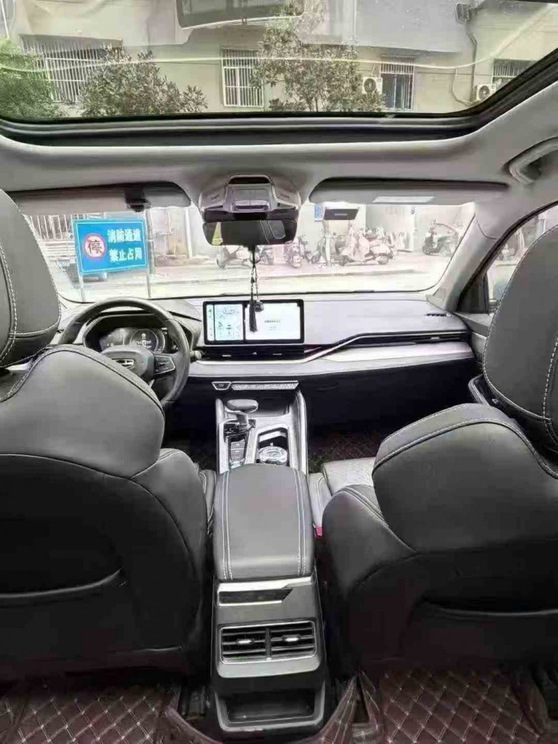 重庆23年吉利星瑞4