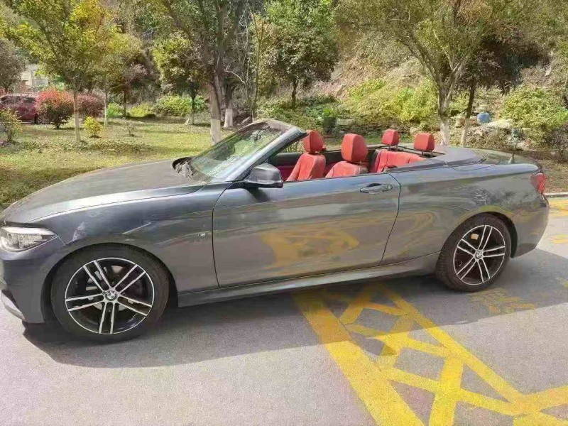 重庆21年宝马2系3