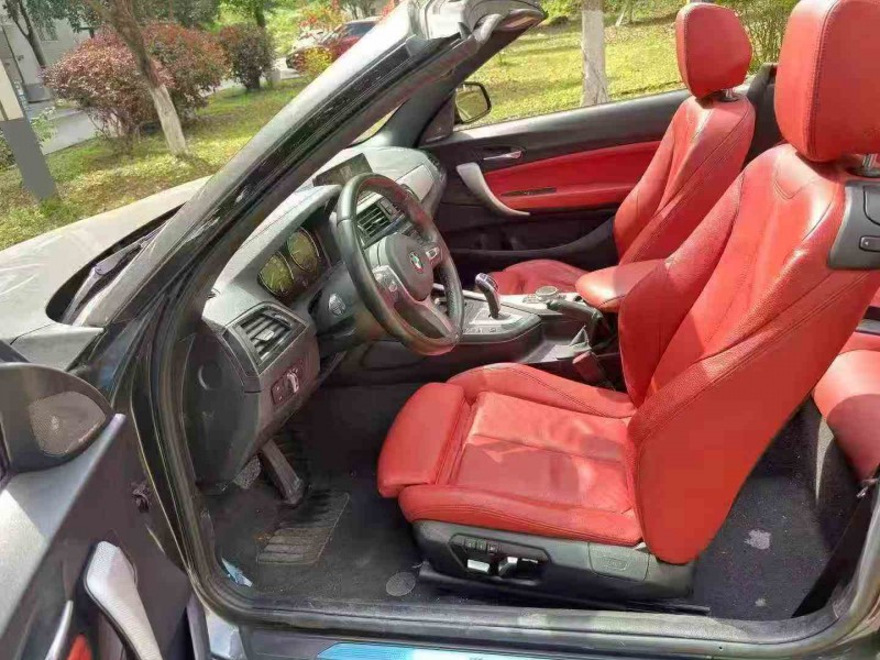 重庆21年宝马2系4