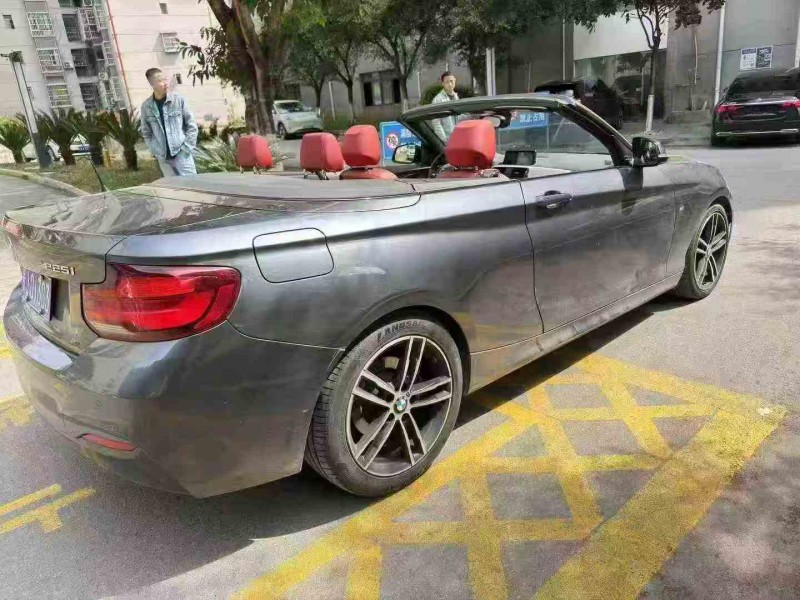 重庆21年宝马2系7