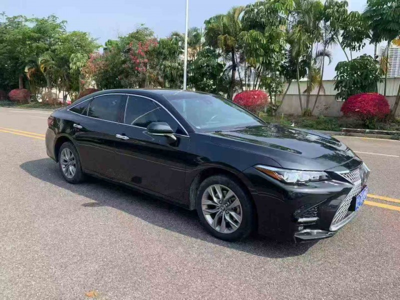 珠海22年丰田亚洲龙2