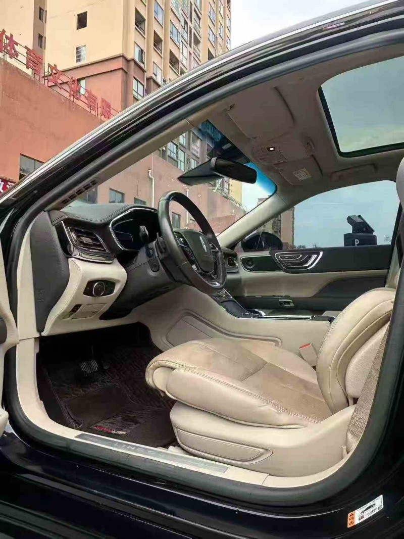 遵义20年林肯大陆4