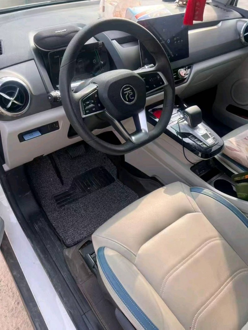 天津23年比亚迪元9