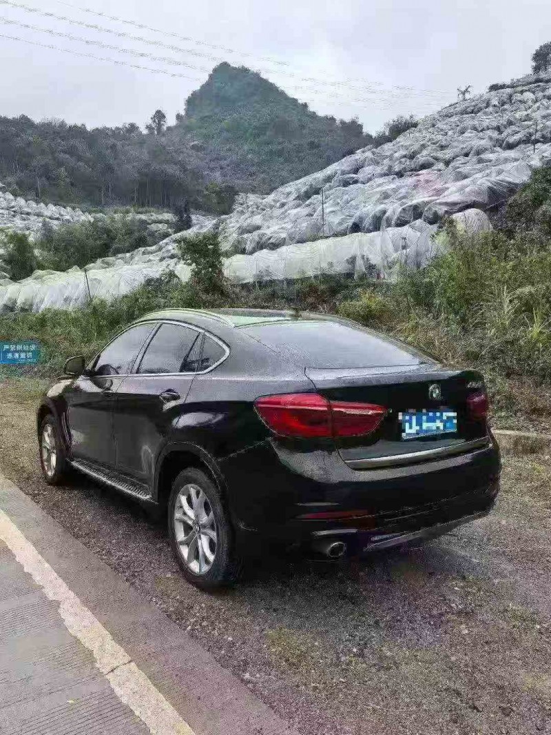 防城港18年宝马X68