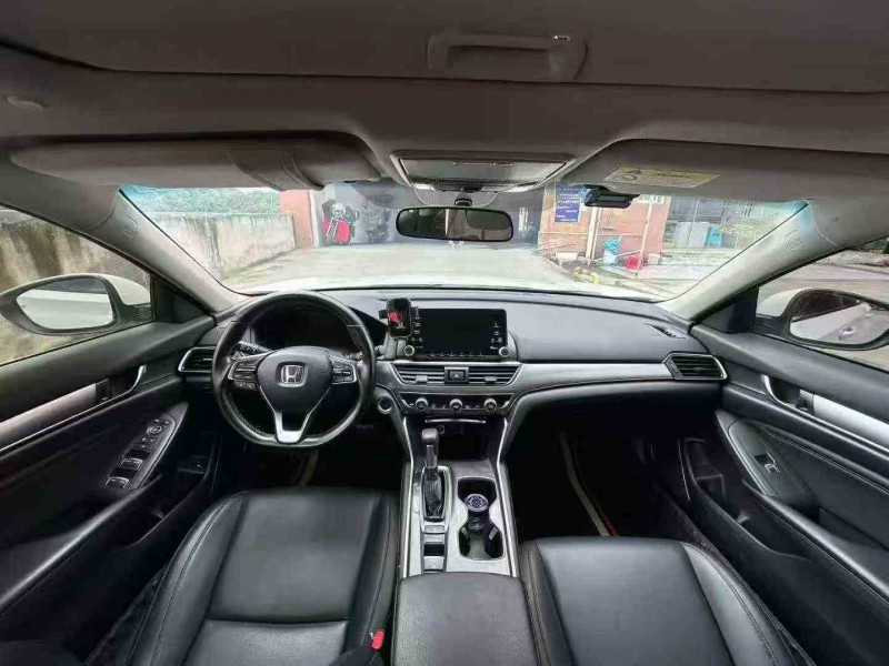 毕节20年本田雅阁6