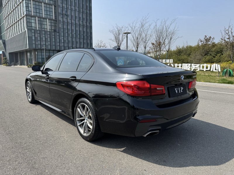 盐城19年宝马5系4
