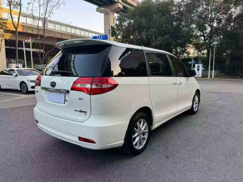 岳阳17年比亚迪M67