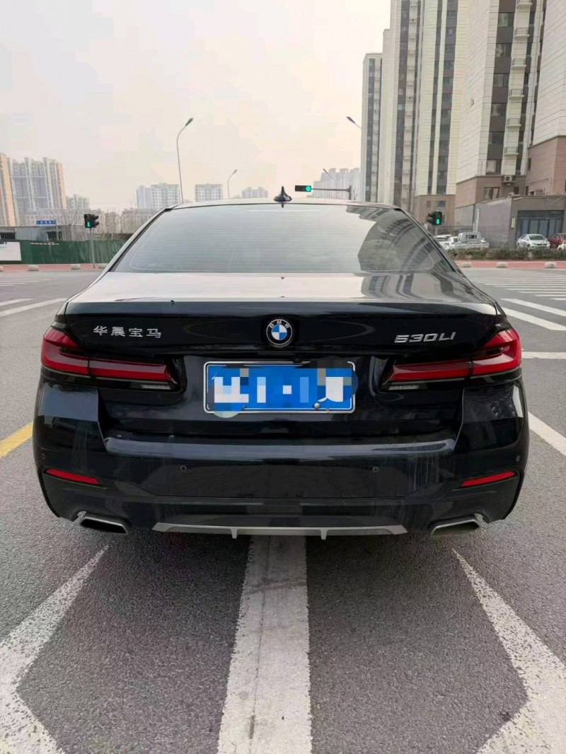 日照22年宝马5系3