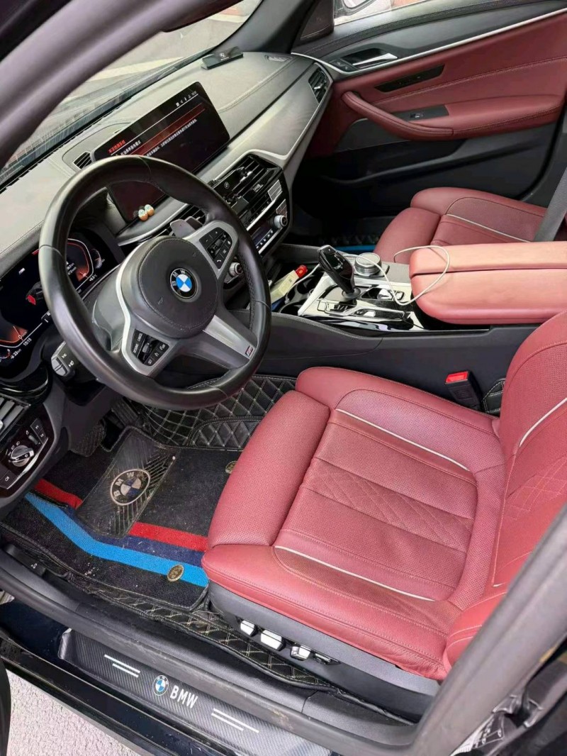 日照22年宝马5系8