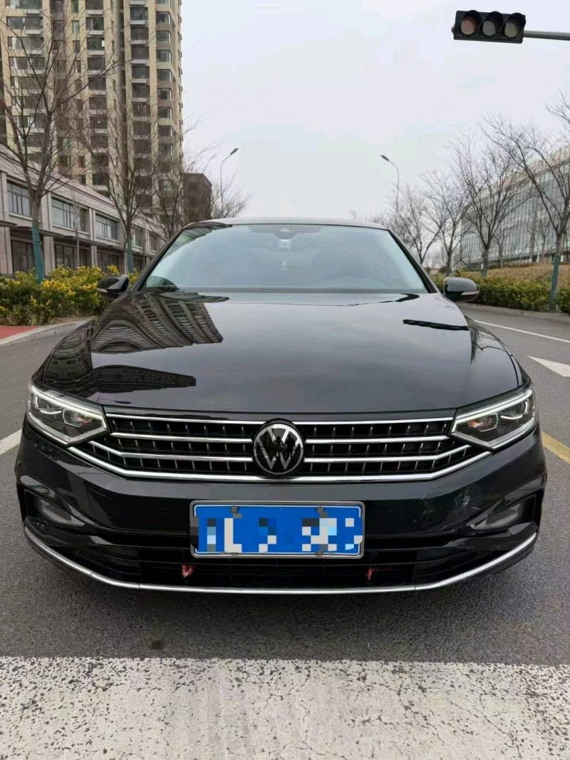 日照23年大众迈腾1