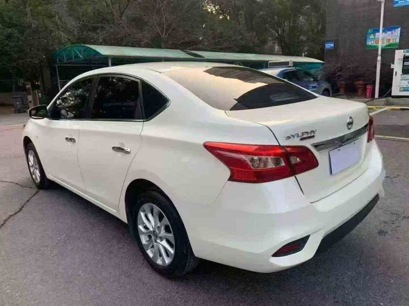 衡阳23年日产轩逸9