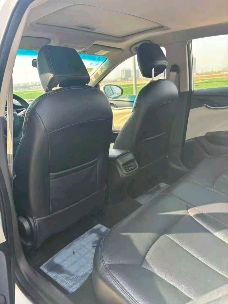 常州16年别克英朗8