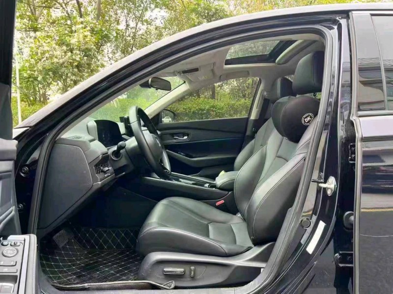 广州23年本田雅阁8