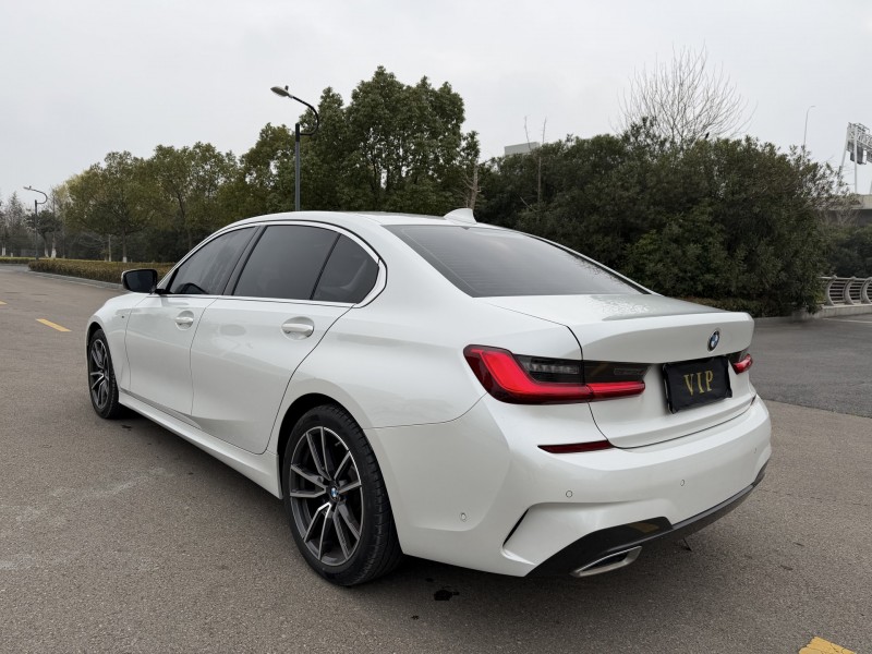 连云港21年宝马3系4