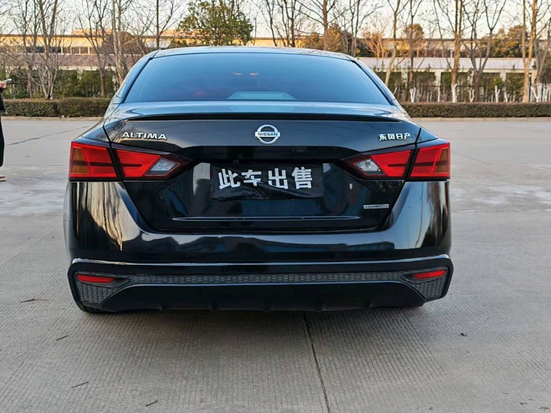 平頂山22年日產天籟9