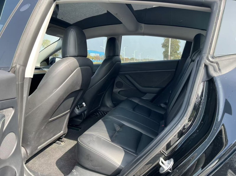 鹽城23年特斯拉MODEL 35