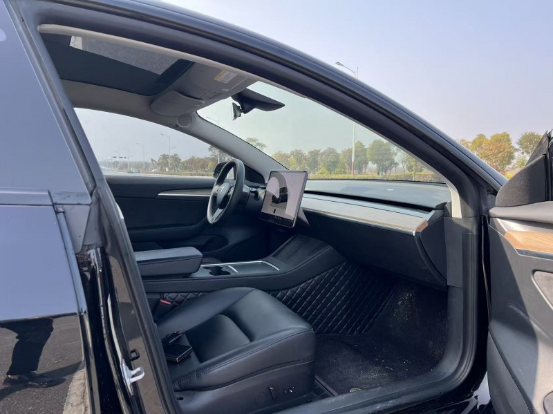 鹽城23年特斯拉MODEL 36