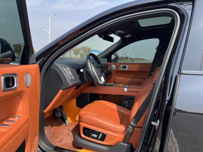 鹽城23年理想L84