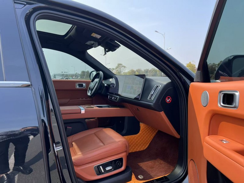 鹽城23年理想L86