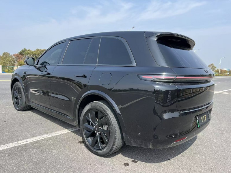 鹽城23年理想L88