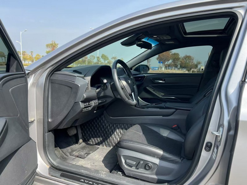 鹽城22年豐田亞洲龍4