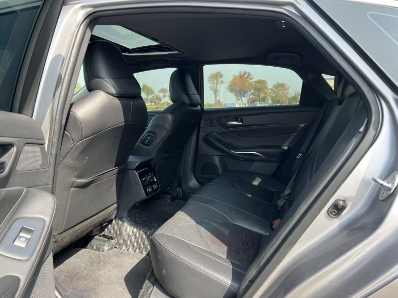 鹽城22年豐田亞洲龍5