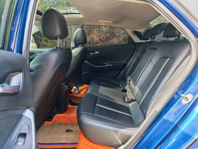 平頂山19年現代菲斯塔5