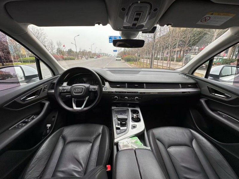阜阳17年奥迪Q78